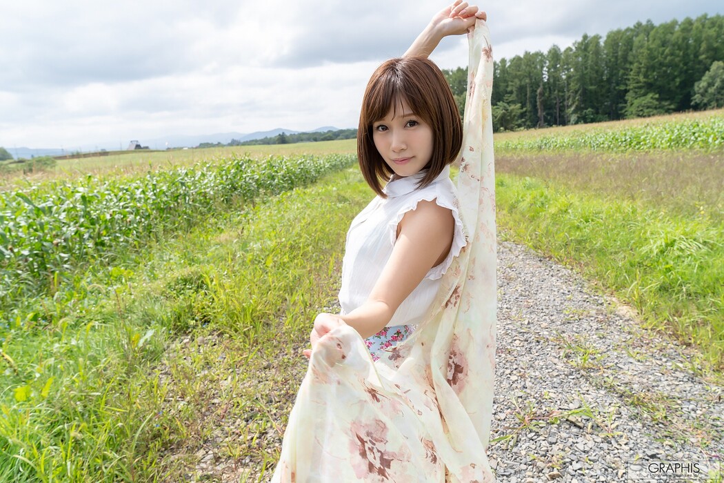 Minami Kojima 小島みなみ, [Graphis] Winter [Can you come here!] Set.01