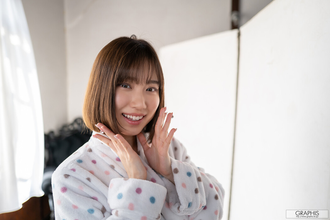 Yuuri Adachi 安達夕莉, [Graphis] Gals 「Full Of Energy!」 Vol.07