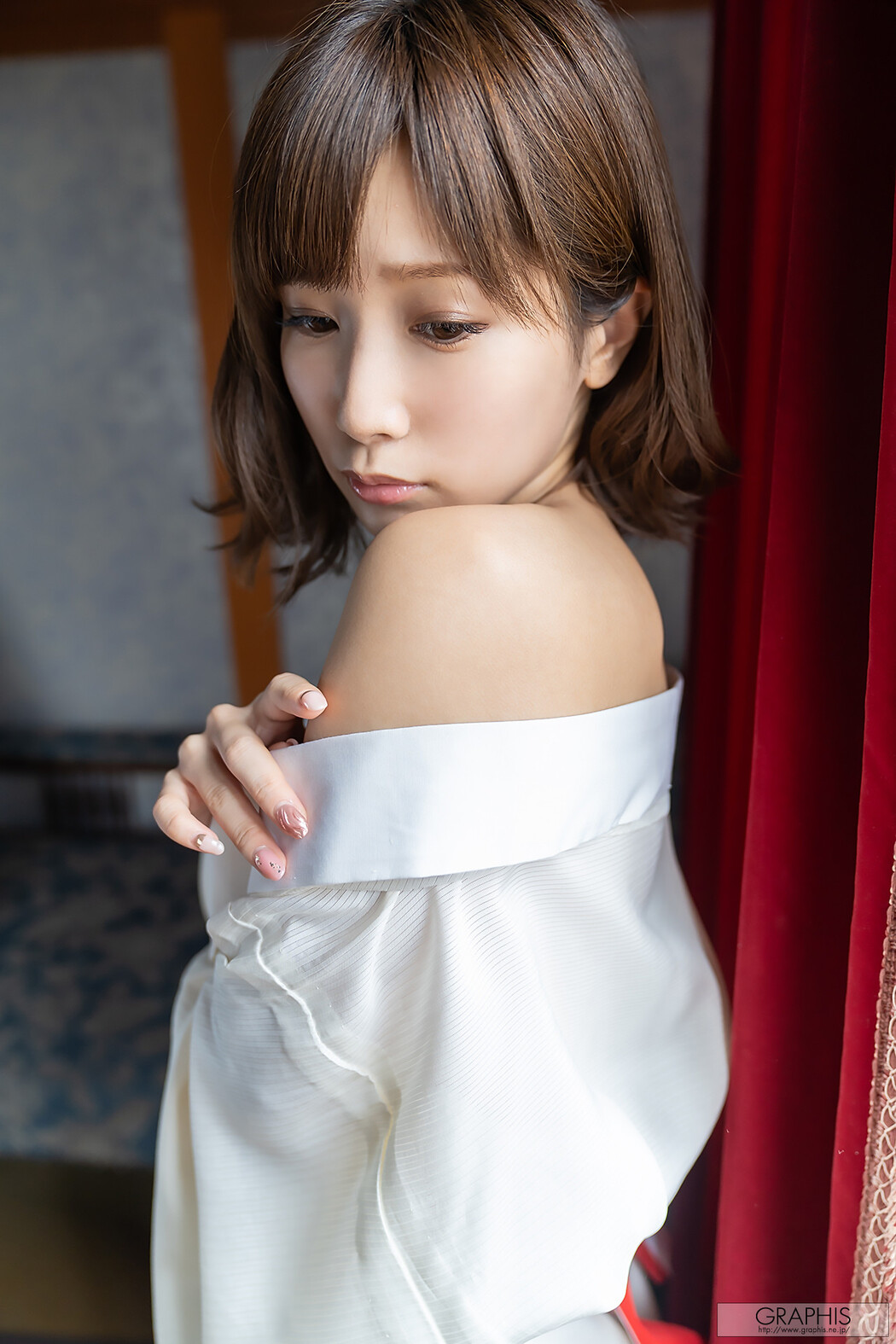 Minami Kojima 小島みなみ, [Graphis] Winter [Can you come here!] Set.02