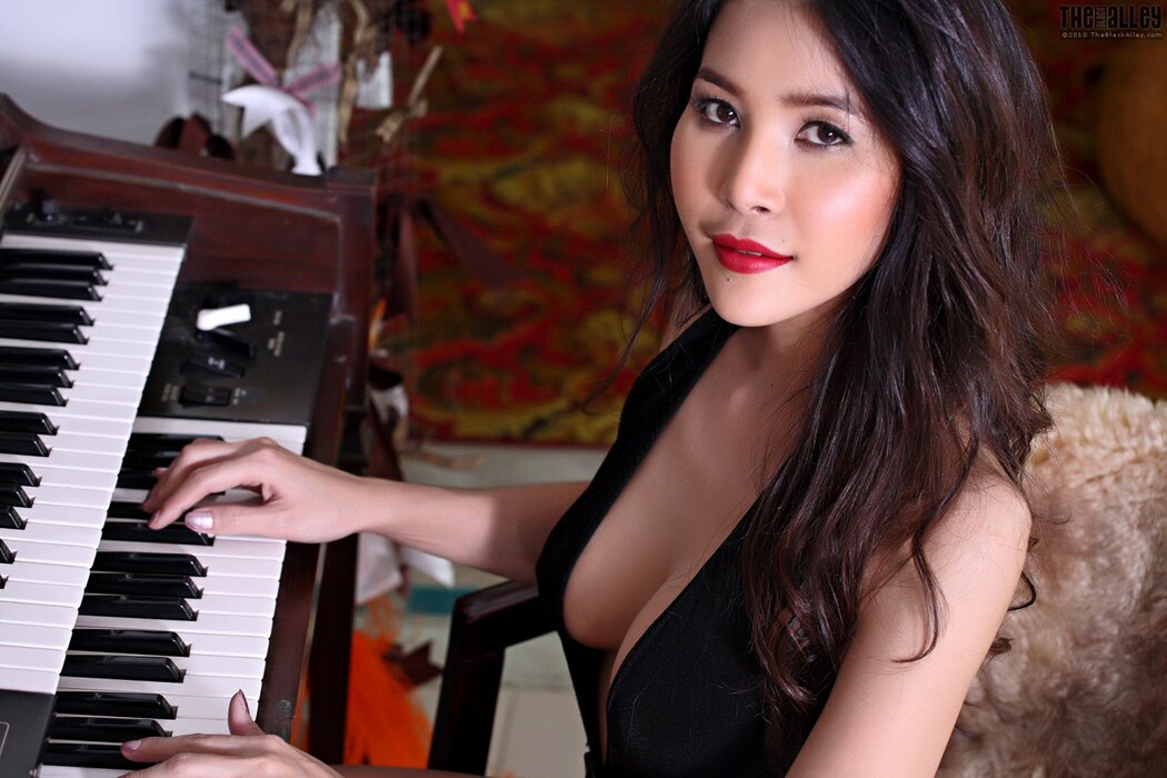 [The Black Alley] Olivia Set.05