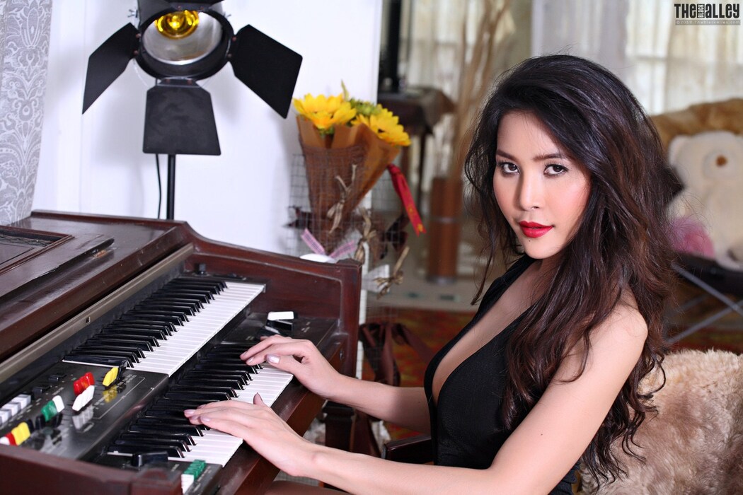 [The Black Alley] Olivia Set.05