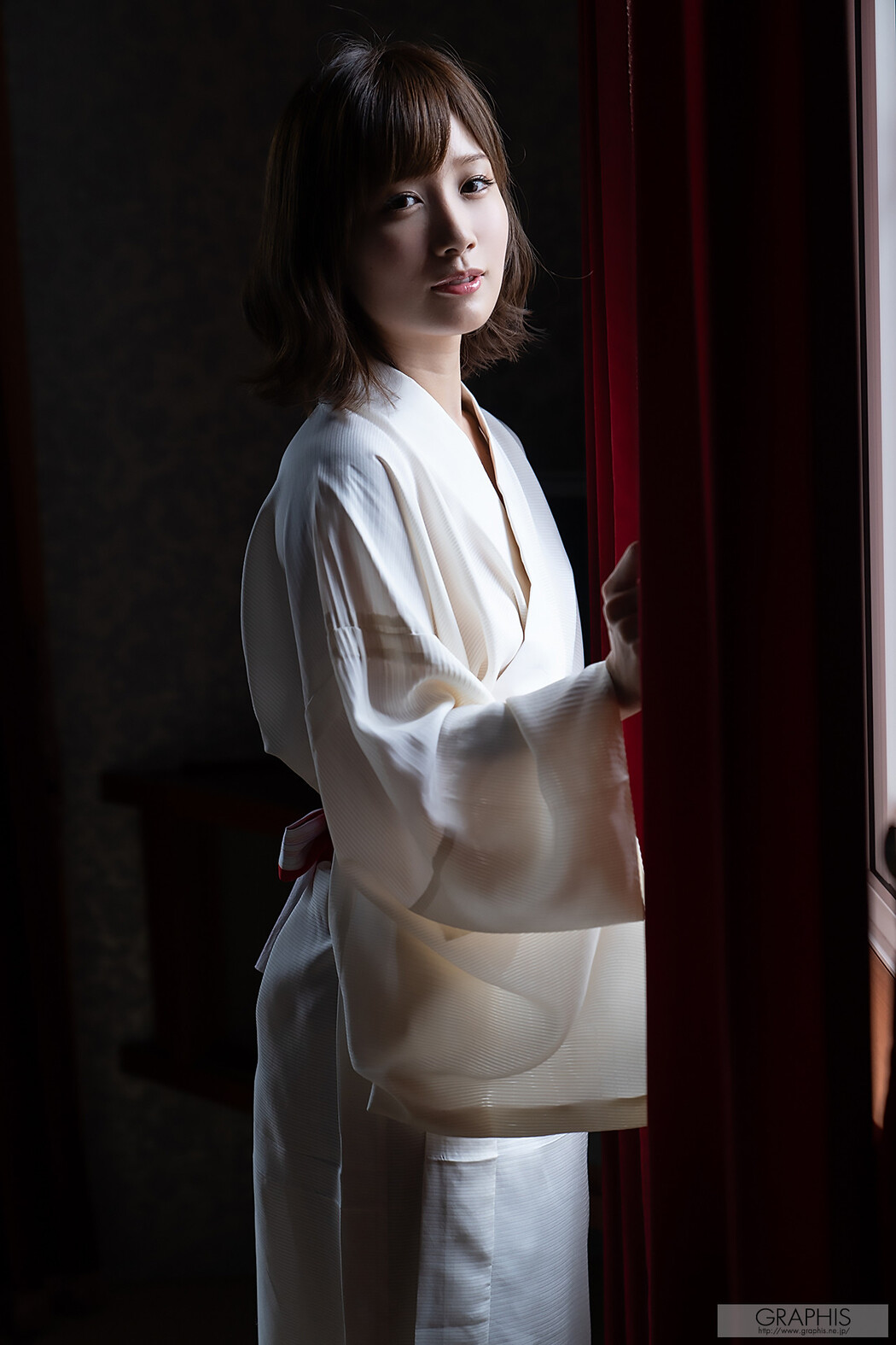 Minami Kojima 小島みなみ, [Graphis] Winter [Can you come here!] Set.02