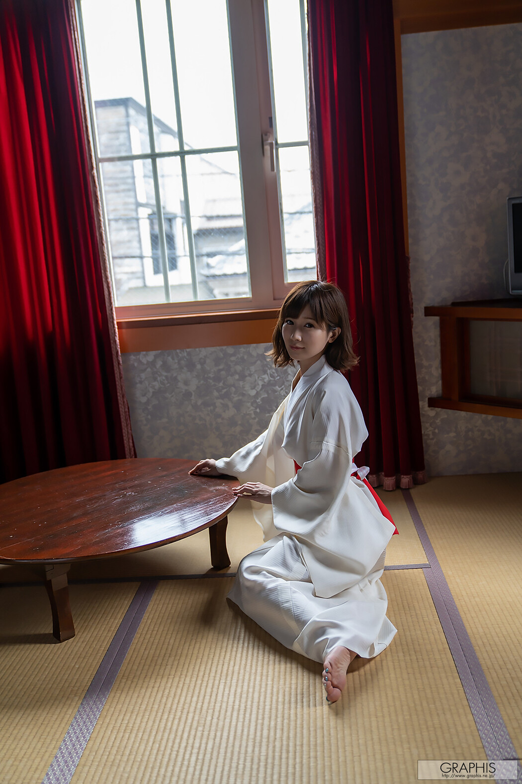 Minami Kojima 小島みなみ, [Graphis] Winter [Can you come here!] Set.02