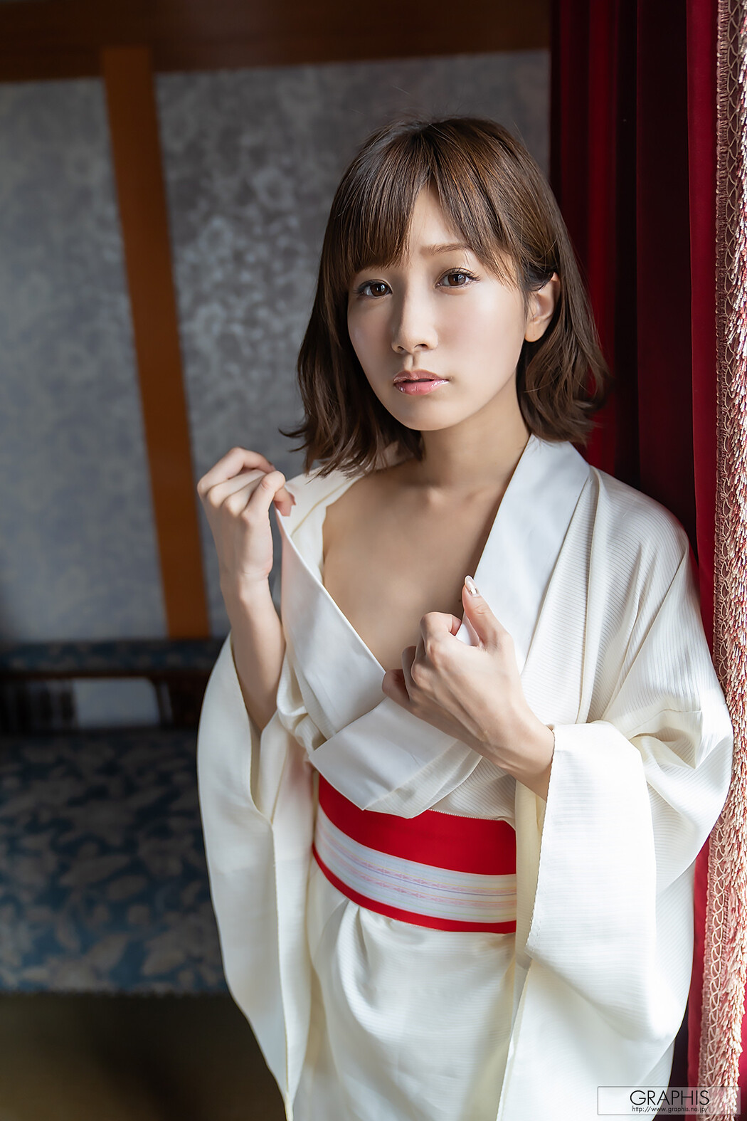 Minami Kojima 小島みなみ, [Graphis] Winter [Can you come here!] Set.02
