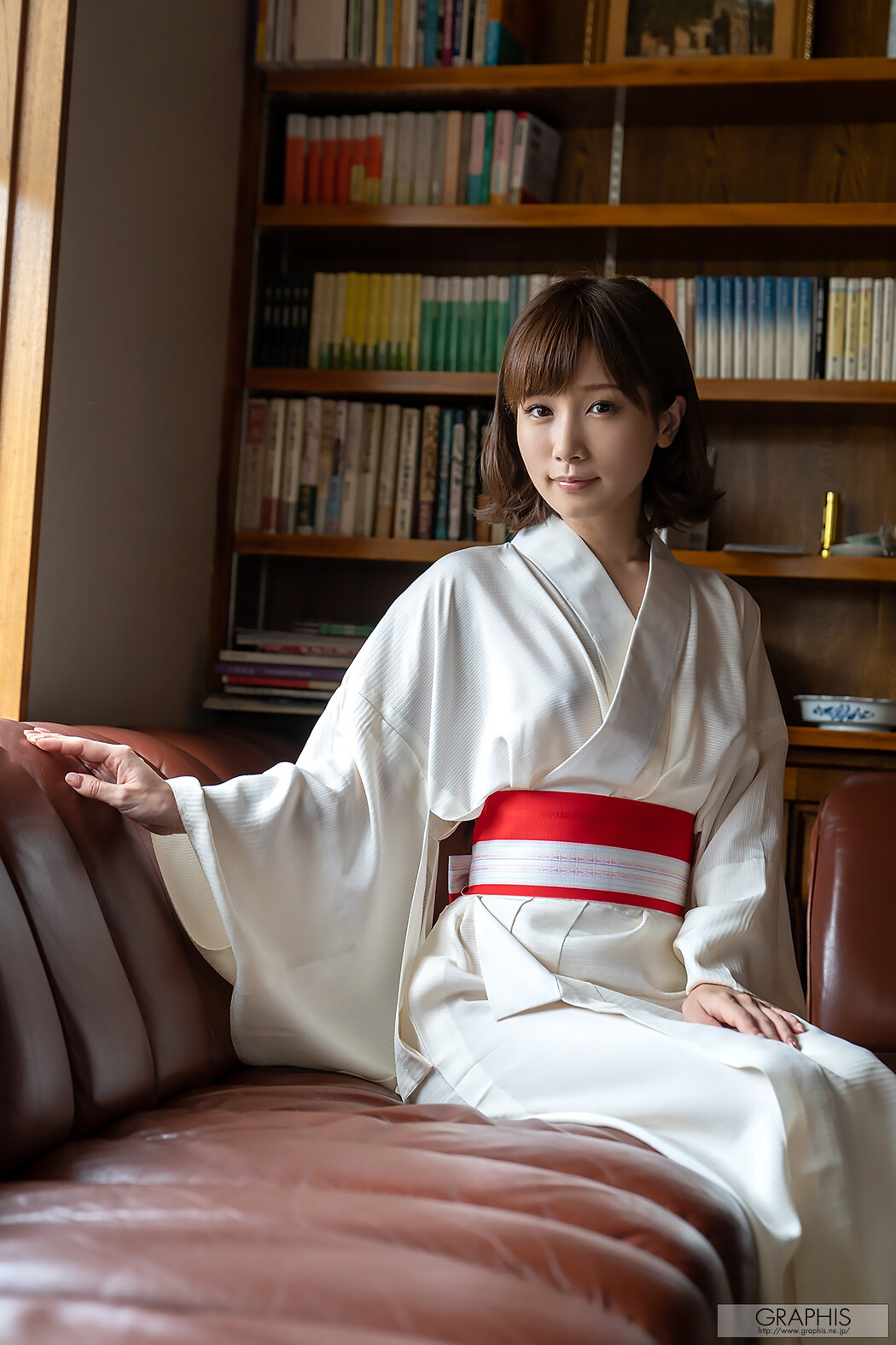 Minami Kojima 小島みなみ, [Graphis] Winter [Can you come here!] Set.02