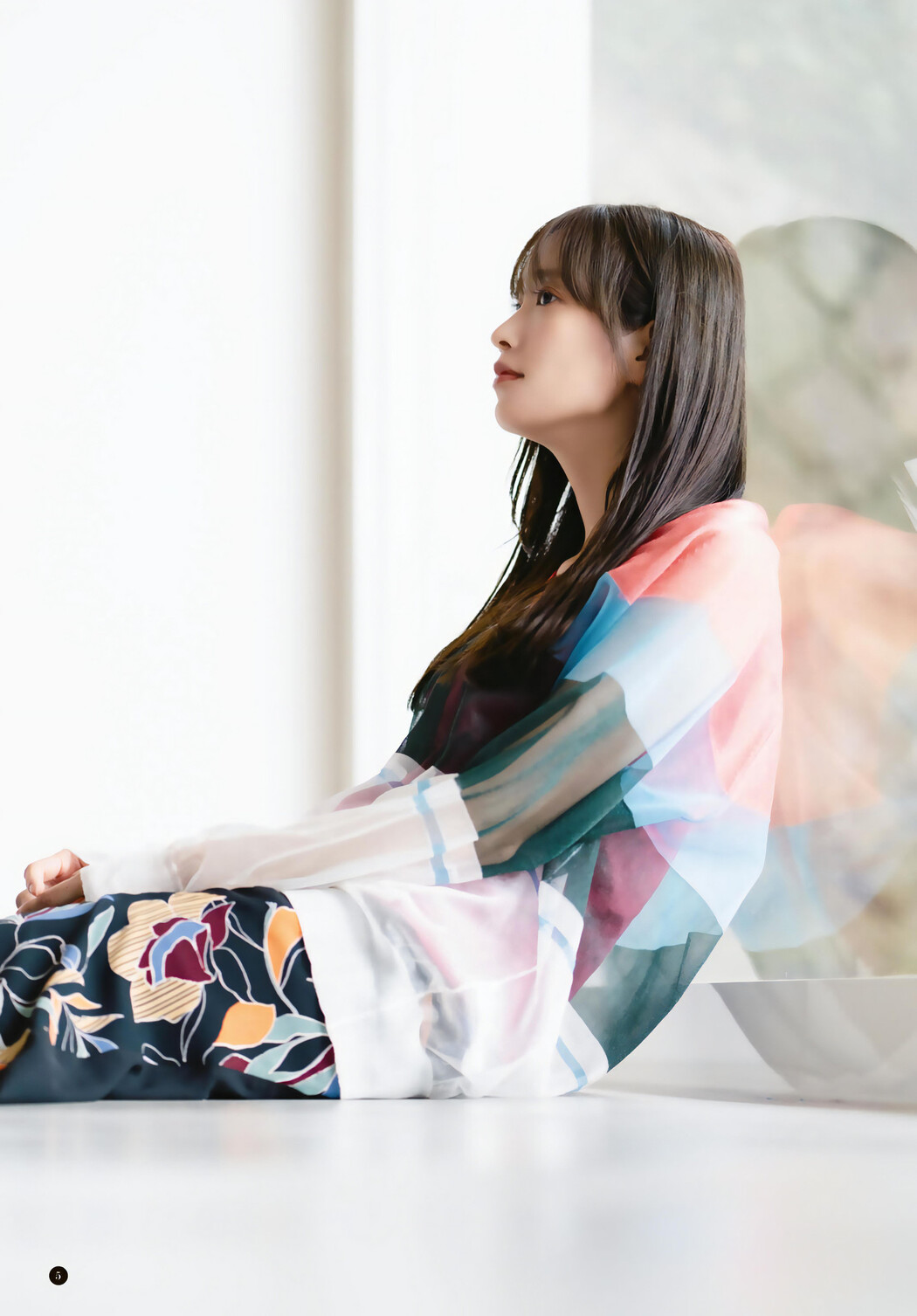 Kumi Sasaki 佐々木久美, Shonen Magazine 2023 No.48 (週刊少年マガジン 2023年48号)