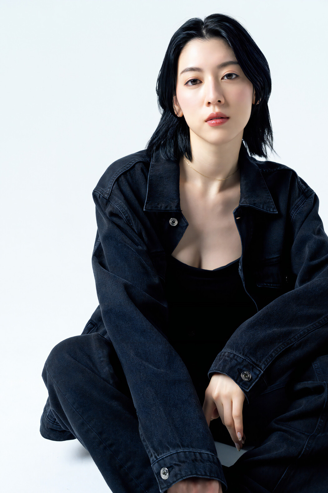 Ayaka Miyoshi 三吉彩花, FLASH 2023.11.14 (フラッシュ 2023年11月14日号)