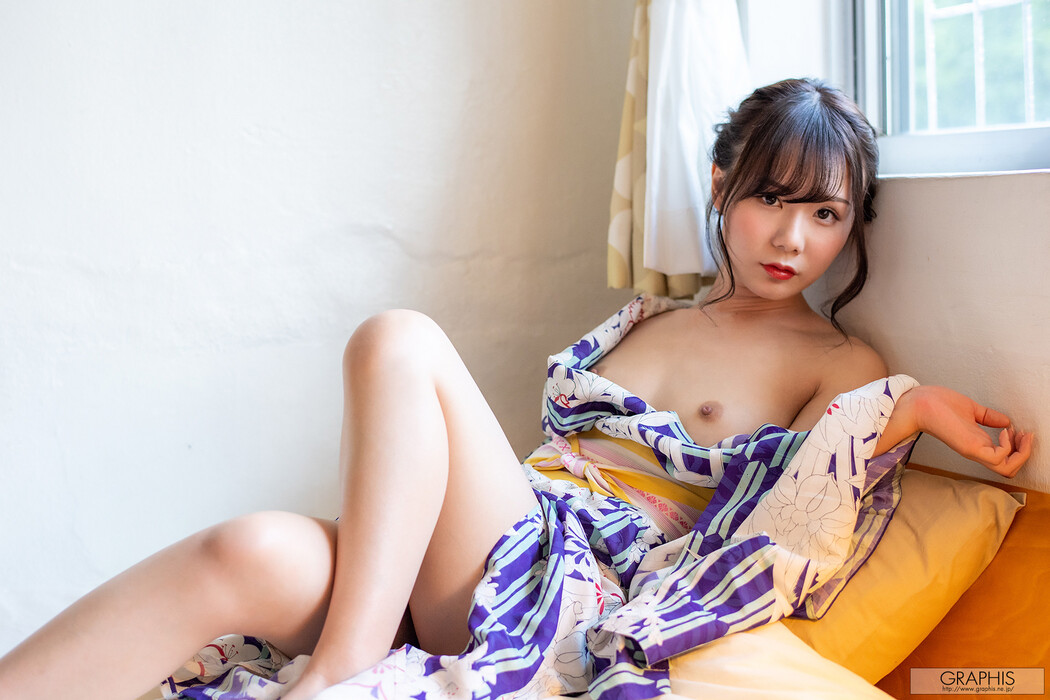 Miru Sakamichi 坂道みる, [Graphis] Gals 「MIRU」 Vol.04