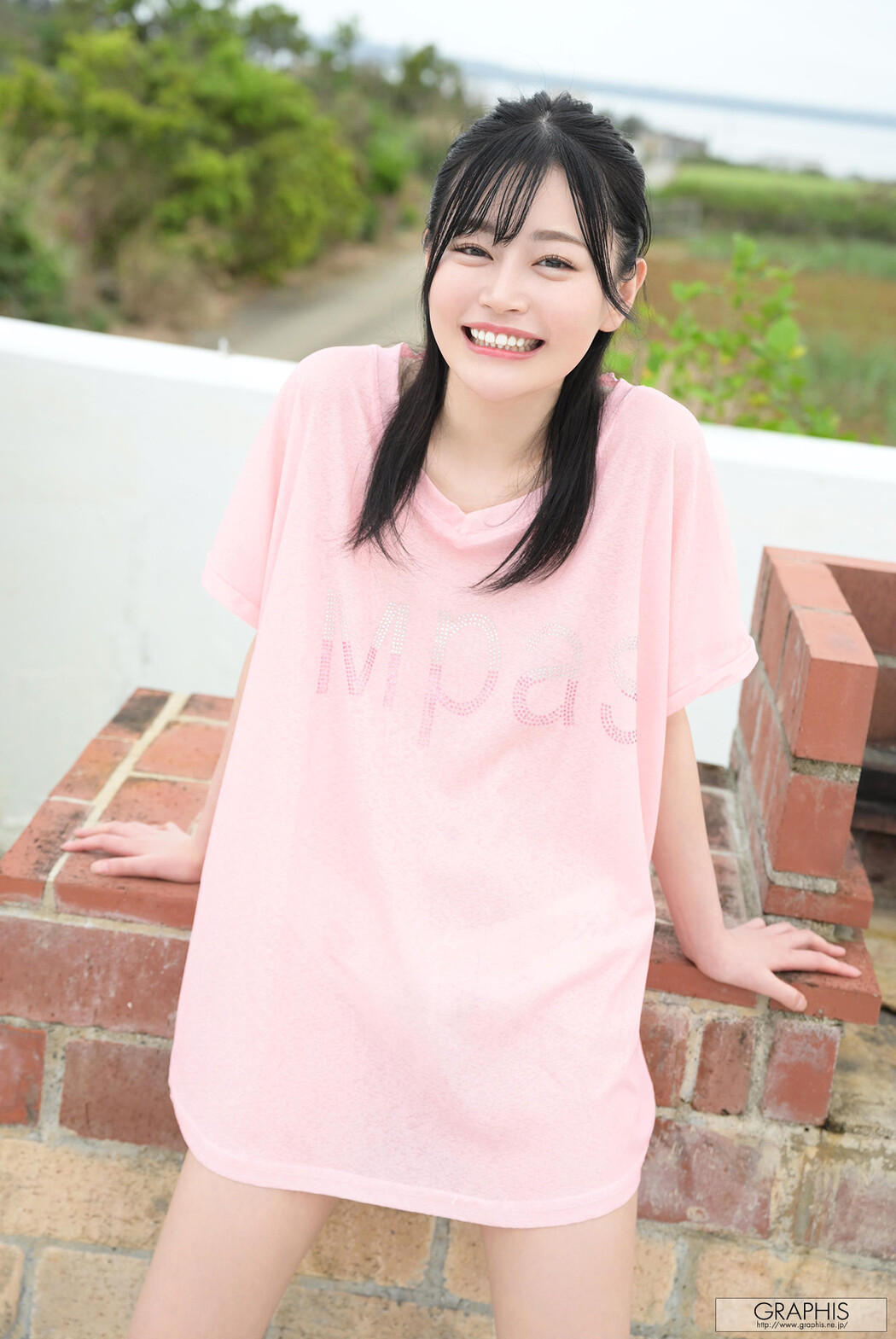 Uta Hibino 響乃うた, [Graphis] Gals 「Refreshing Smile!」 Vol.04
