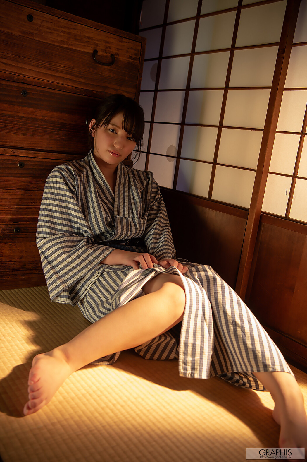 Nazuna Nonohara 野々原なずな, [Graphis] Gals 「Corfo fofo」 Vol.02 Cover Photo