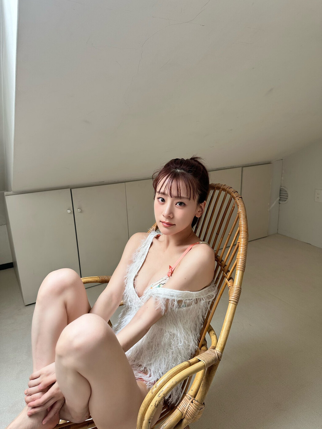 Minami Fukuoka 福岡みなみ, FRIDAY 2023.11.24 (フライデー 2023年11月24日号)