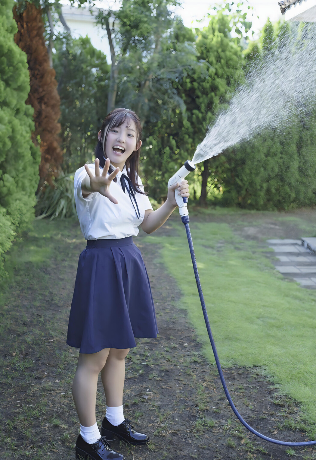 Hiyori Hanasaki 花咲ひより, FRIDAYデジタル写真集 「満載１０６カット！ オール未公開の完全版グラビア」 Set.01