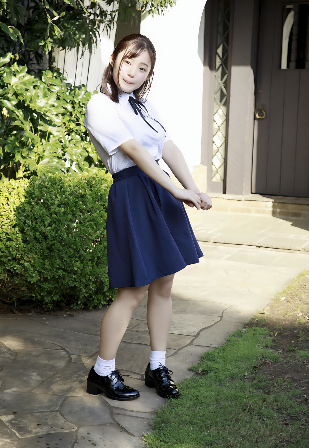 Hiyori Hanasaki 花咲ひより, FRIDAYデジタル写真集 「満載１０６カット！ オール未公開の完全版グラビア」 Set.01