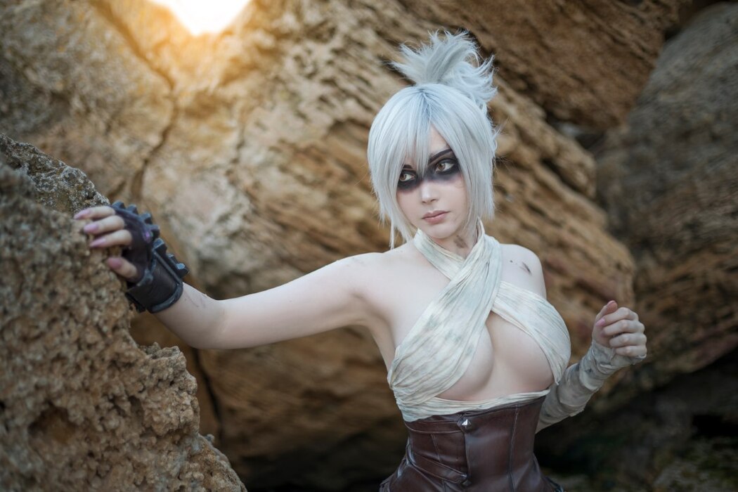 Coser@Sayathefox Riven LOL