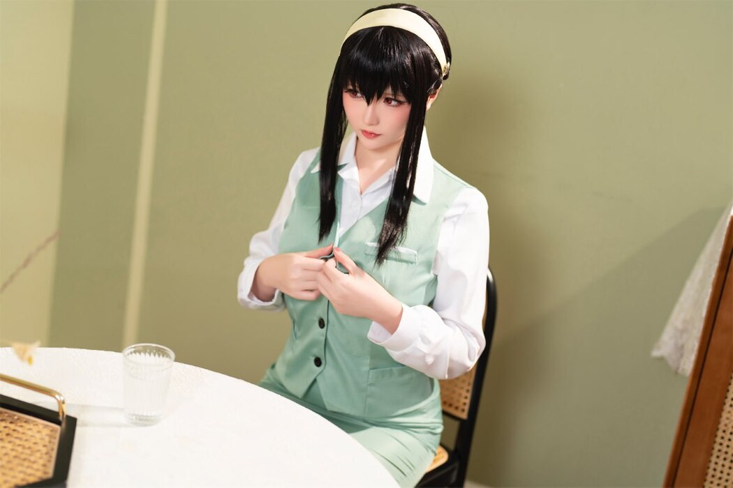 Coser@星之迟迟Hoshilily 圣诞节 约尔 OL制服