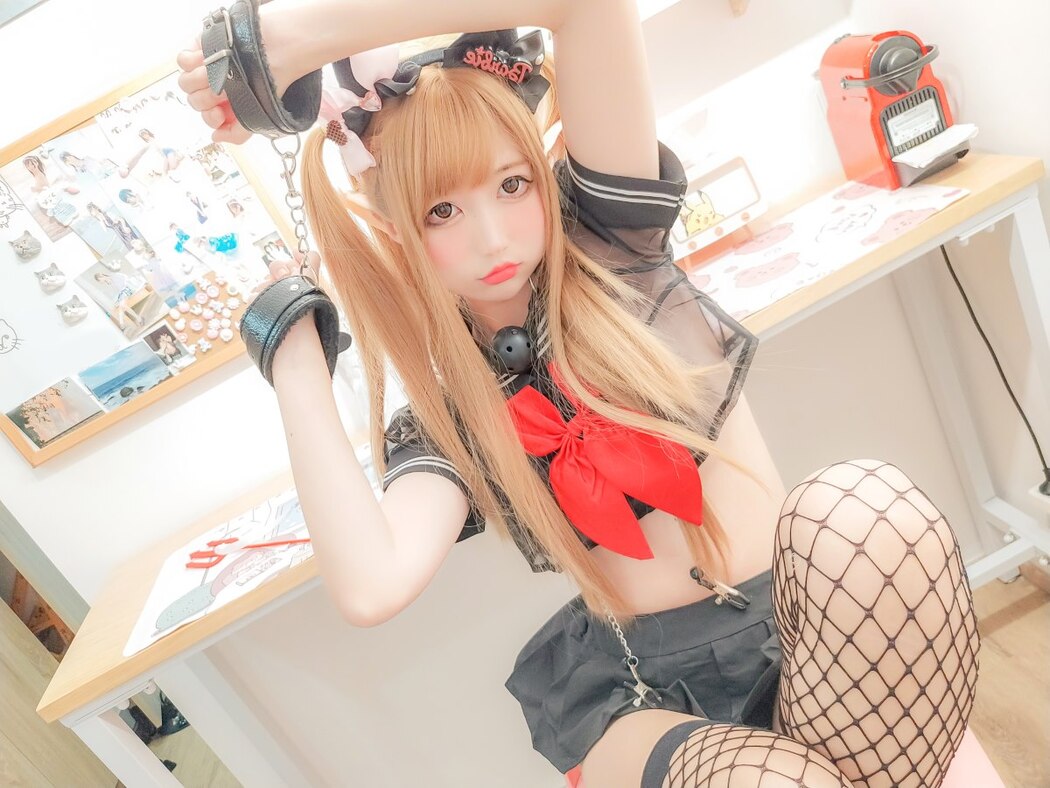 Coser@NAGISA魔物喵 悪魔を召喚する