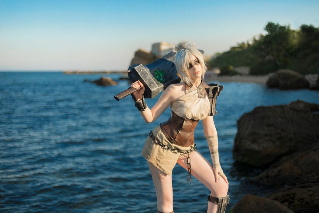 Coser@Sayathefox Riven LOL