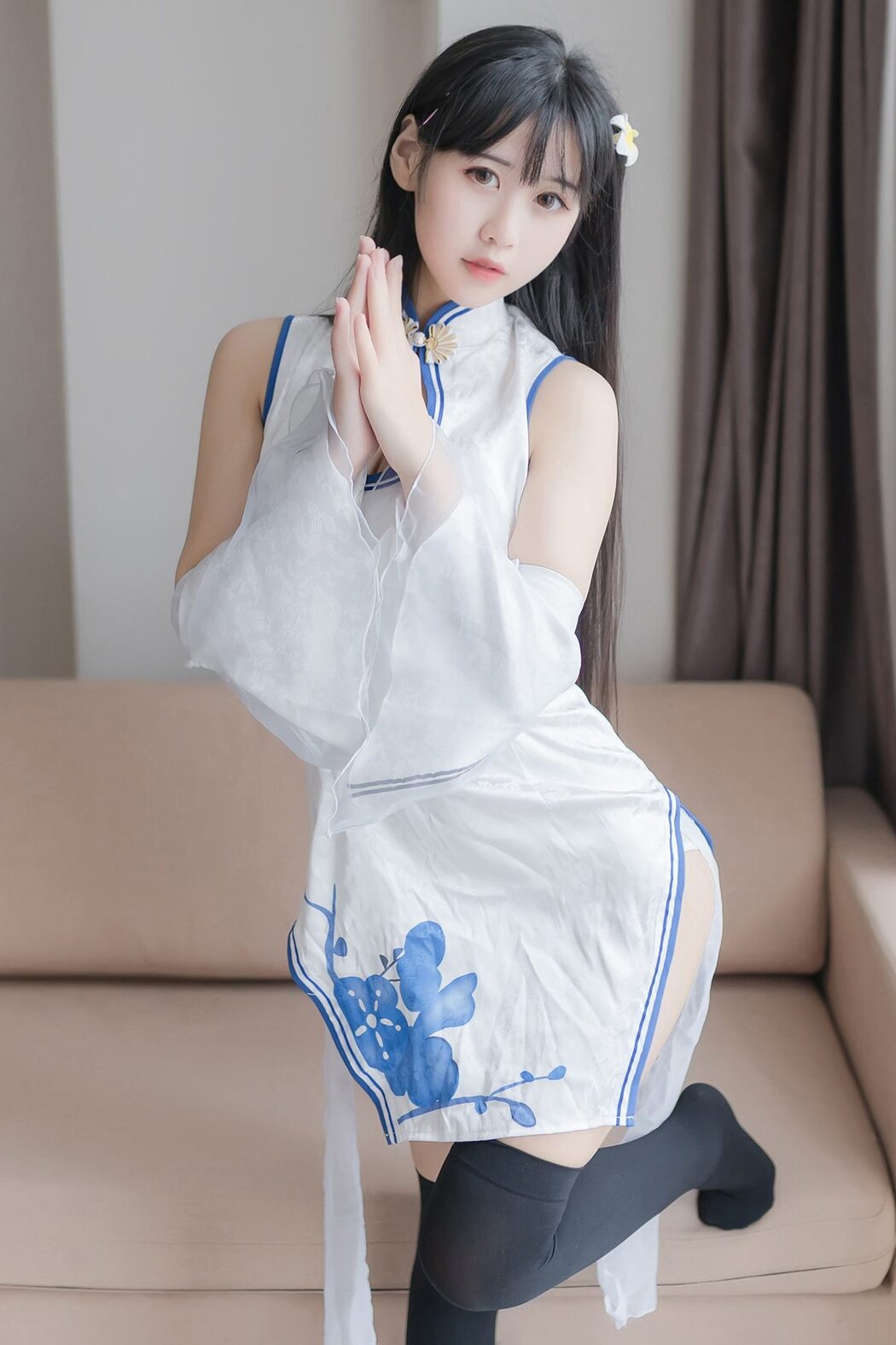 Coser@兔玩映画 Vol.046 白色旗袍 Cover Photo