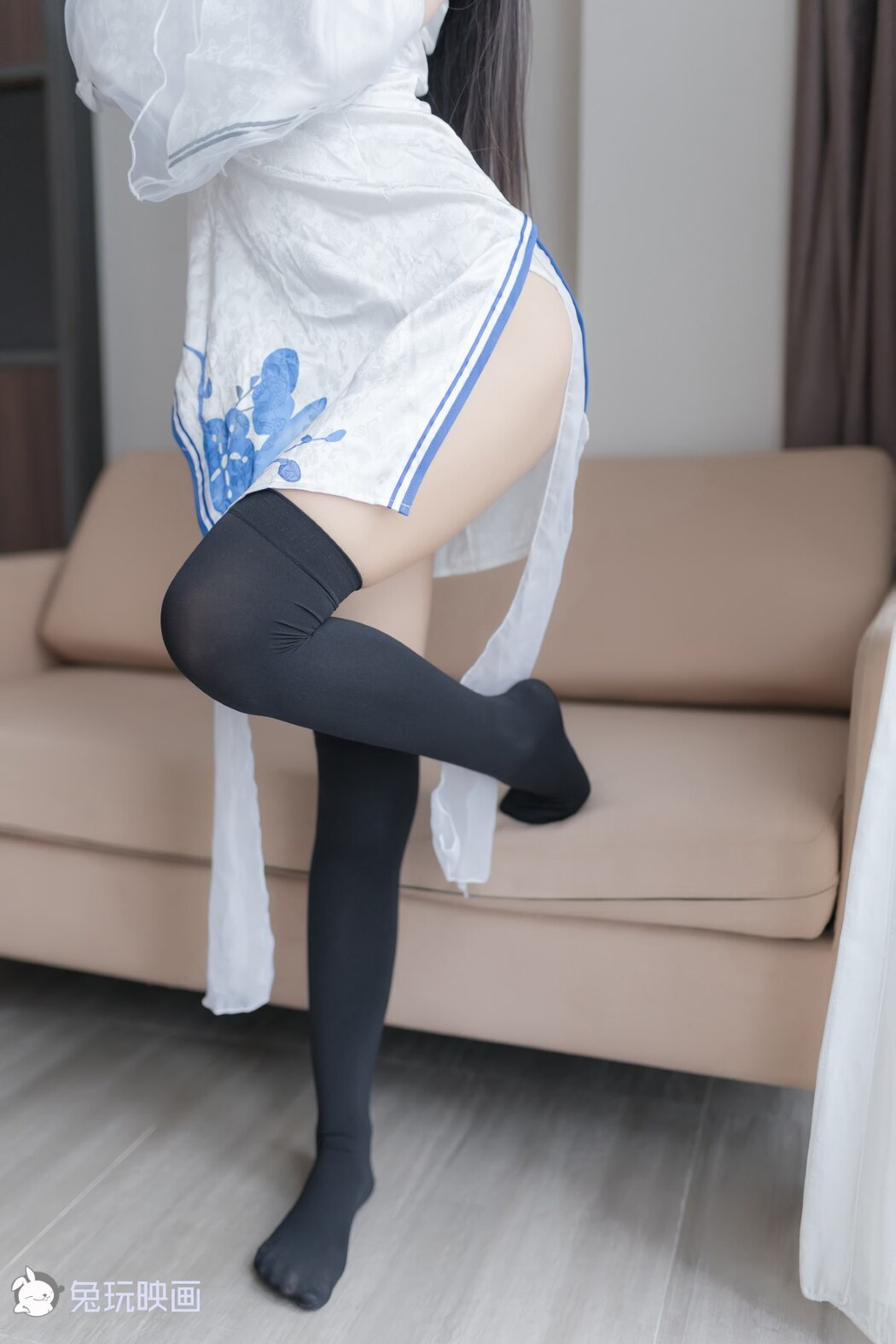 Coser@兔玩映画 Vol.046 白色旗袍