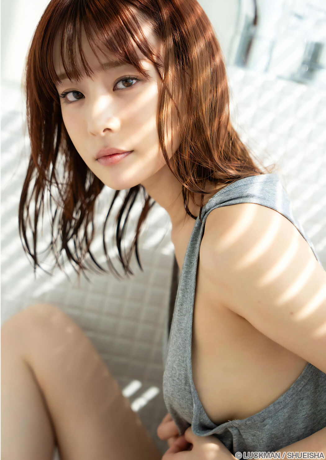 Minami Fukuoka 福岡みなみ, Young Jump 2023 No.51 (ヤングジャンプ 2023年51号)