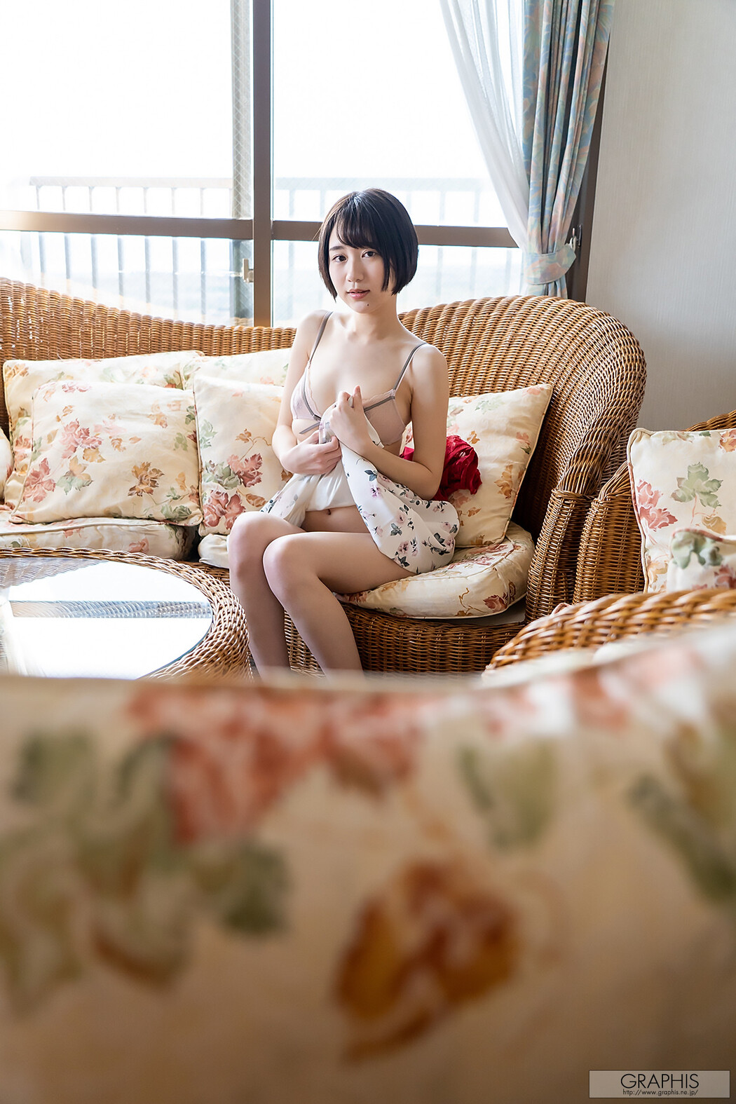 Shiho Fujie 藤江史帆, [Graphis] Gals 「Pele Clara」 Vol.02