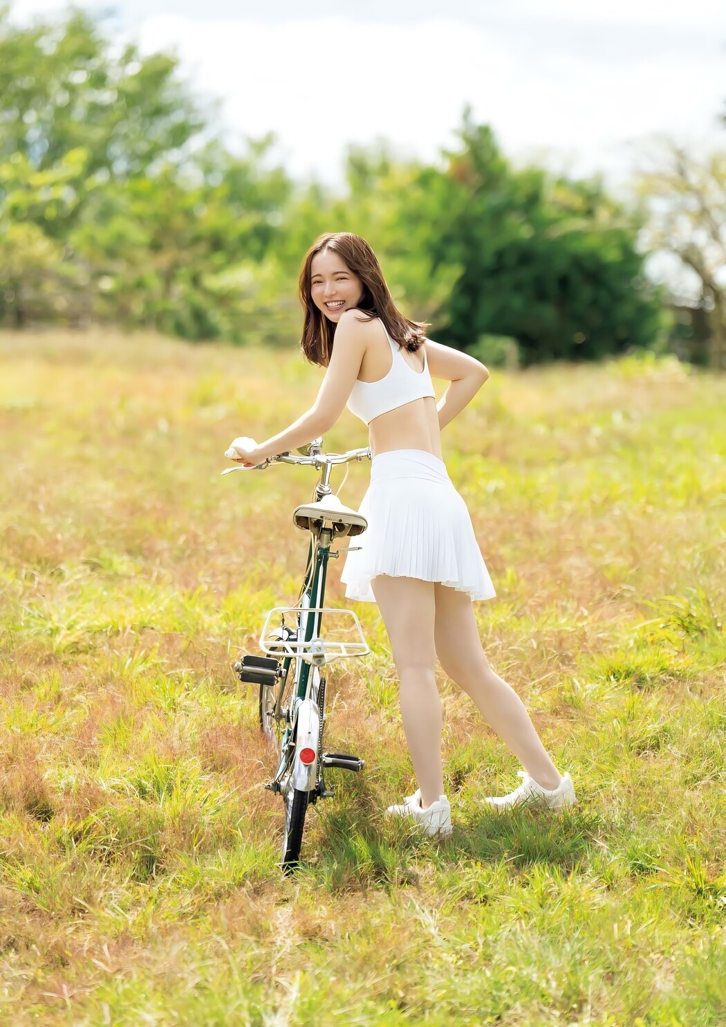 Alisa Sakamaki 坂巻有紗, Big Comic Spirits 2023 No.50 (ビッグコミックスピリッツ 2023年50号)