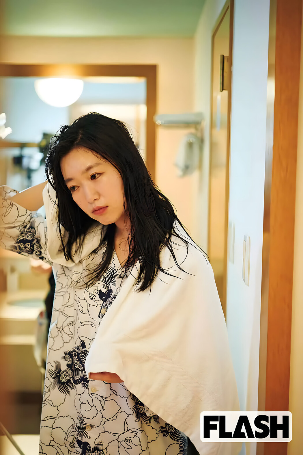 Kokone Sasaki 佐々木心音, FLASH 2023.12.05 (フラッシュ 2023年12月05日号)