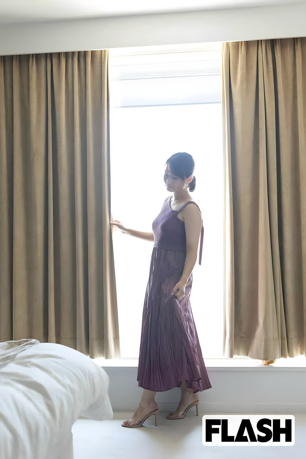 Rina Shinohara 篠原梨菜, FLASH 2023.12.05 (フラッシュ 2023年12月05日号)