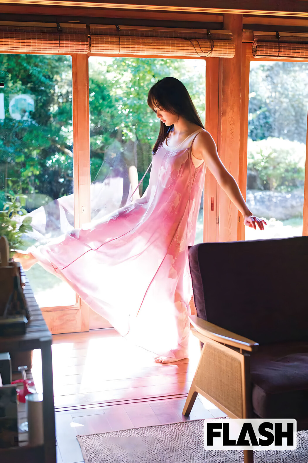 Kasumi Mori 森香澄, FLASH 2023.12.05 (フラッシュ 2023年12月05日号)