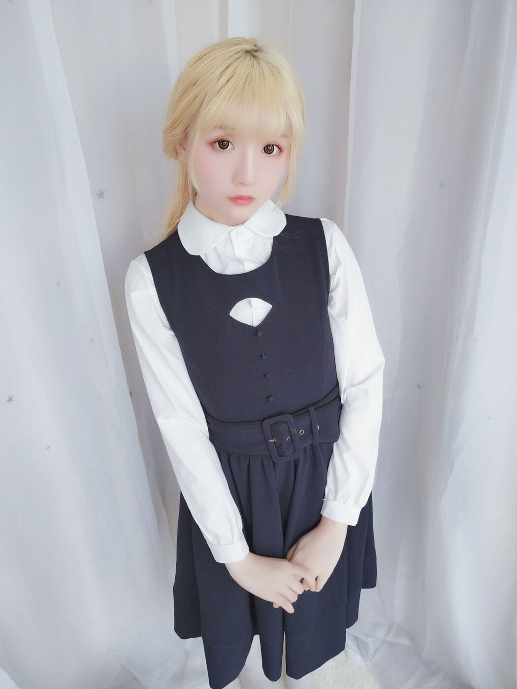 Mrs. COSER, Stars Are Late "Happy Holiday Package" [Welfare COSPLAY]