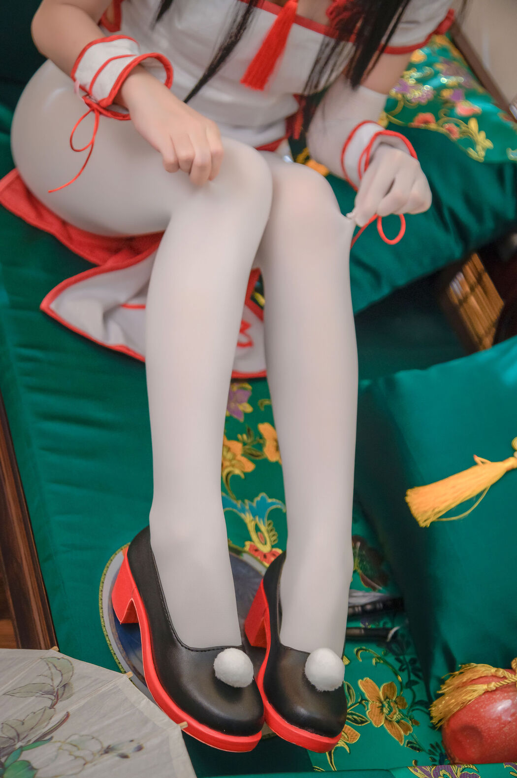 Coser Eel Fei Er "Blue and Blue Clothes, Evening Twilight"