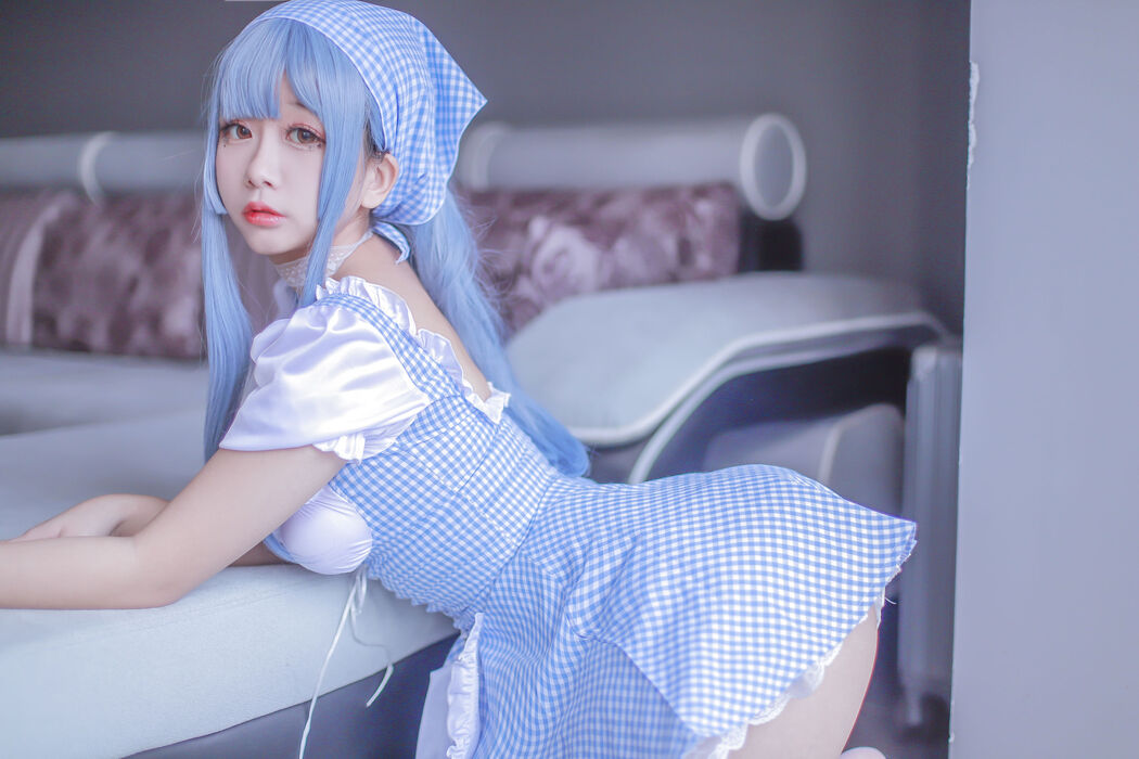 [网红Coser] Hinai Jiao "The Blue Maid"