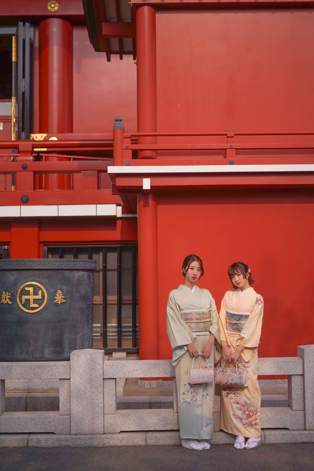 Coser Kurokawa & Asano Funko "Girls' Mind 2"