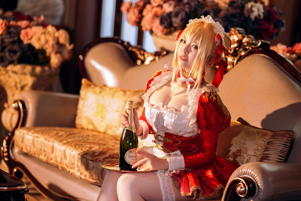 Coser half son "The Maid of Nero"