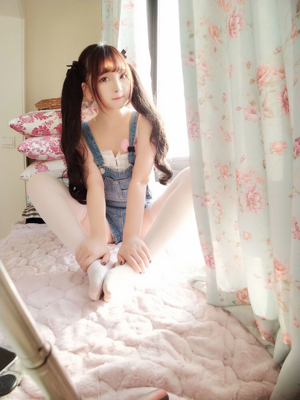 [网红Coser] Furukawa kagura "Denim Sling Shorts"