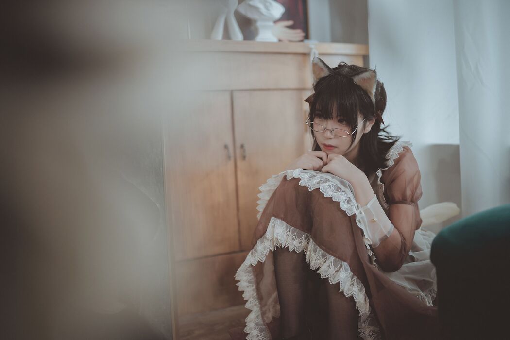 [网红Coser] Monthly su "Transparent Maid"