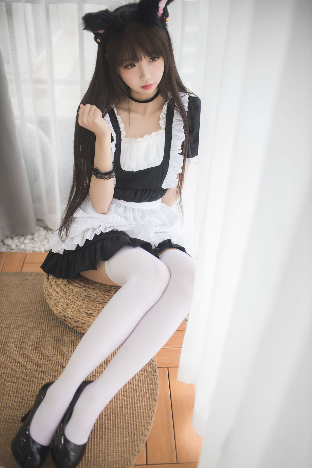 Miss Coser Xueqi "The Maid of White Silk"