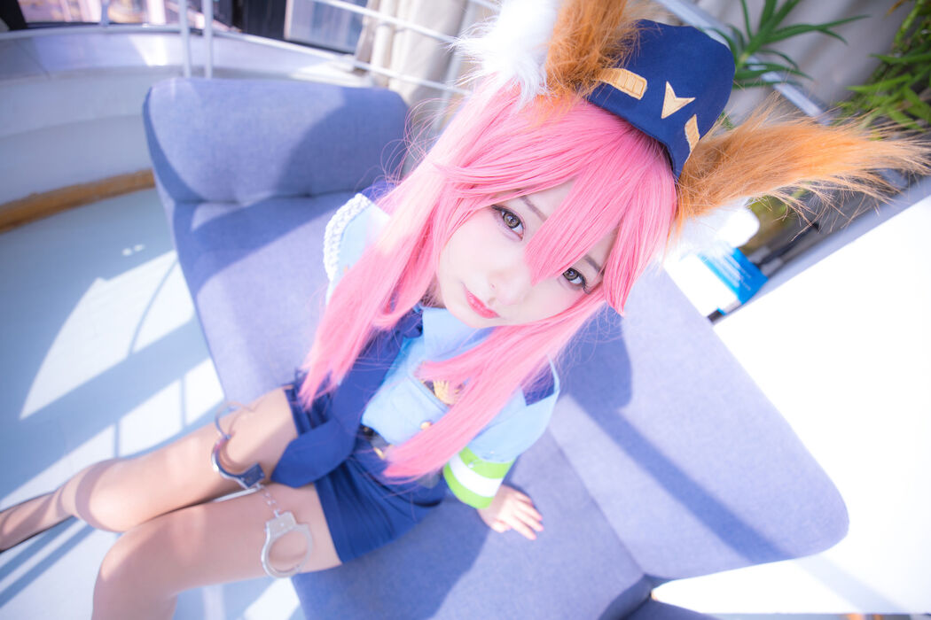 COSER Kagurazaka Midwinter << Can I be arrested later?