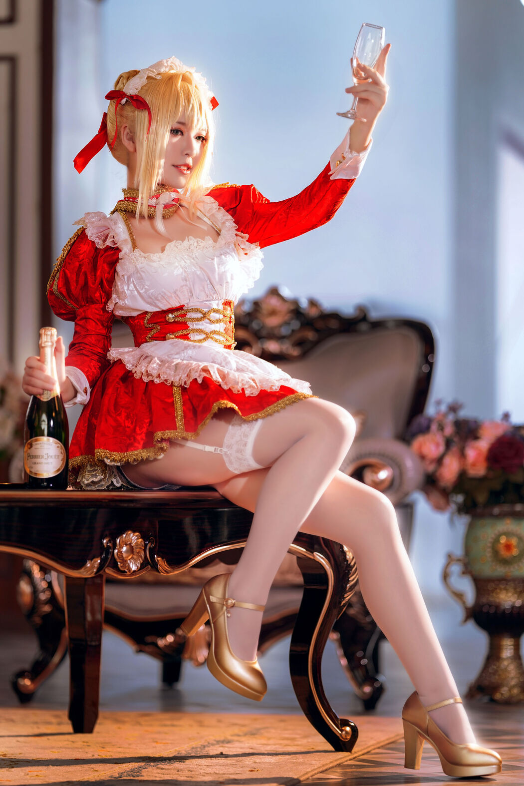 Coser half son "The Maid of Nero"