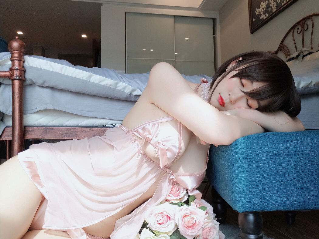 COSER Silver 81 "Pink Pajamas" [COSPLAY Girl]