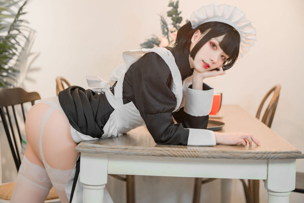 Coser cheese block wii "Brown Transparent Dress Maid"