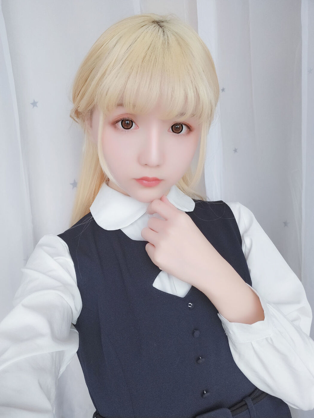 Mrs. COSER, Stars Are Late "Happy Holiday Package" [Welfare COSPLAY]