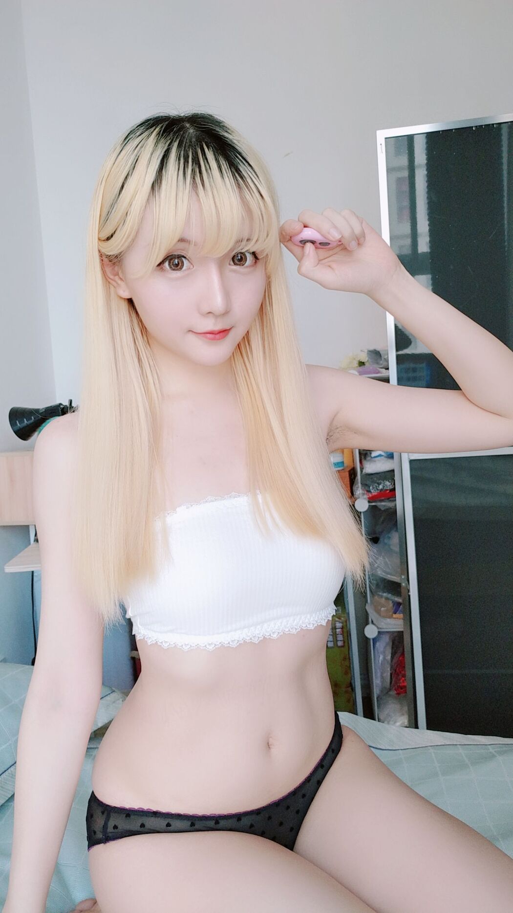 [Net 红 Coser] Hoshino 迟 迟 《White Shirt》