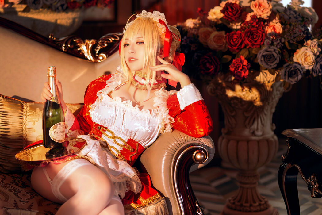 Coser half son "The Maid of Nero"