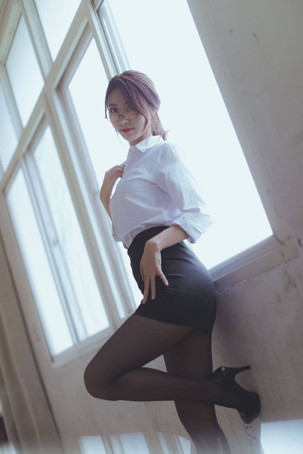 COSER Kurokawa "Black Silk Teacher" [COSPLAY Welfare]