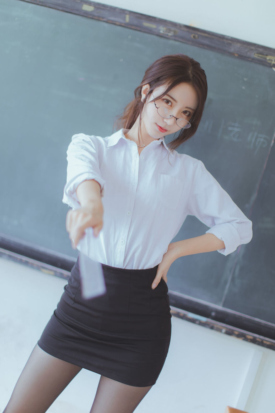 COSER Kurokawa "Black Silk Teacher" [COSPLAY Welfare]