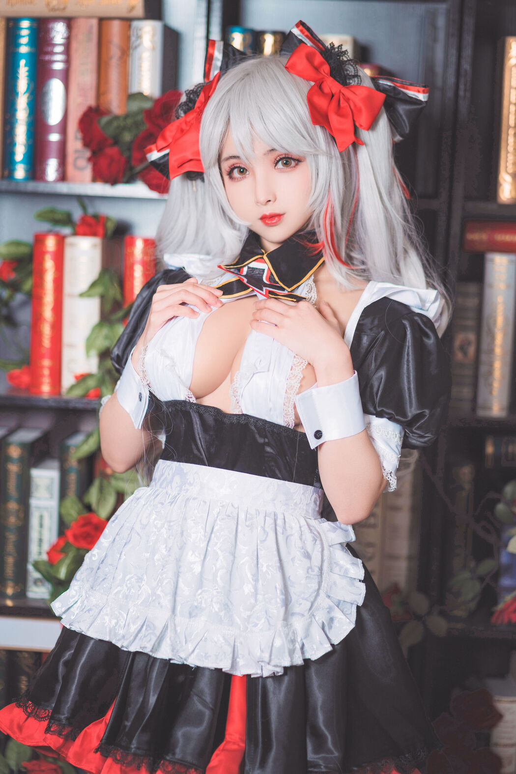 [网红Coser] Rioko Ryoko "The Maid of Eugen" Cover Photo