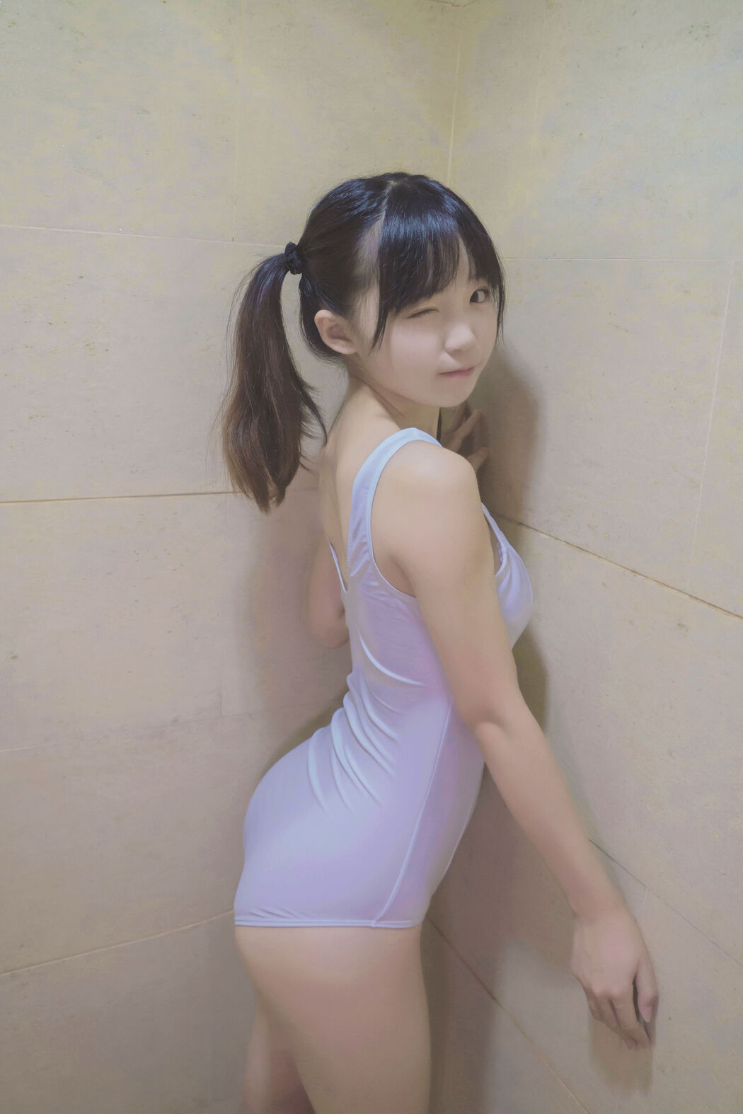 Coser Yumiko "White Dead Reservoir Water"