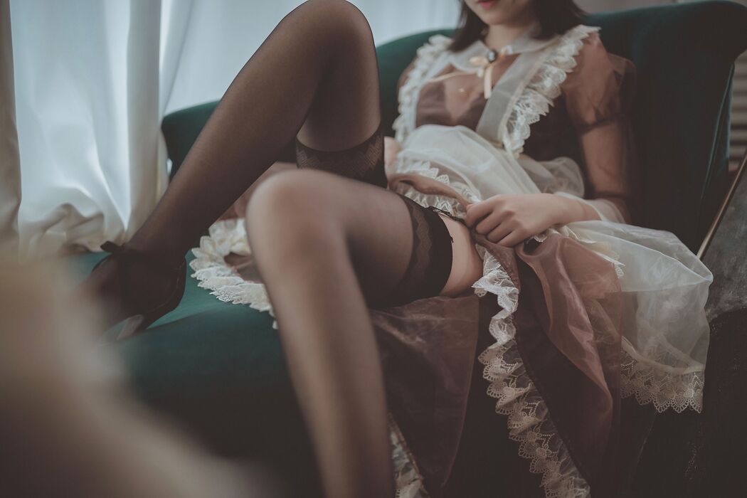[网红Coser] Monthly su "Transparent Maid"