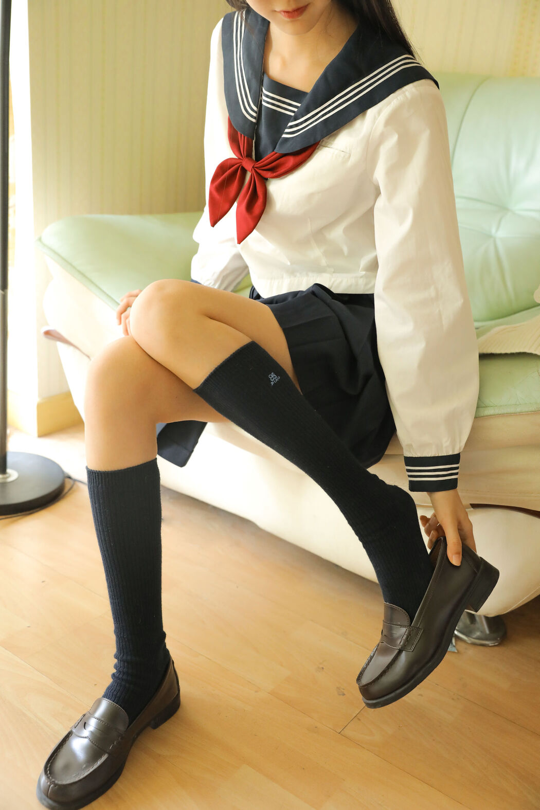 Mumianmian OwO "Mianmian with JK Sailor Suit" [COSER Beauty]